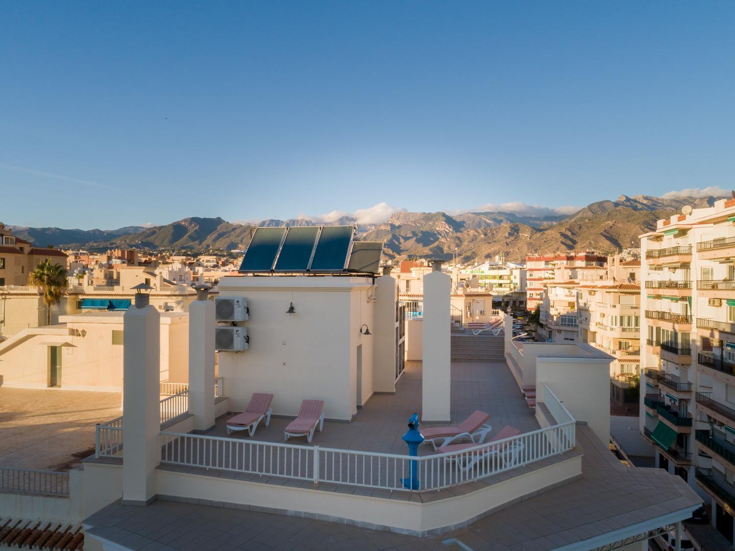 Apartamentos Solset 内尔哈 外观 照片